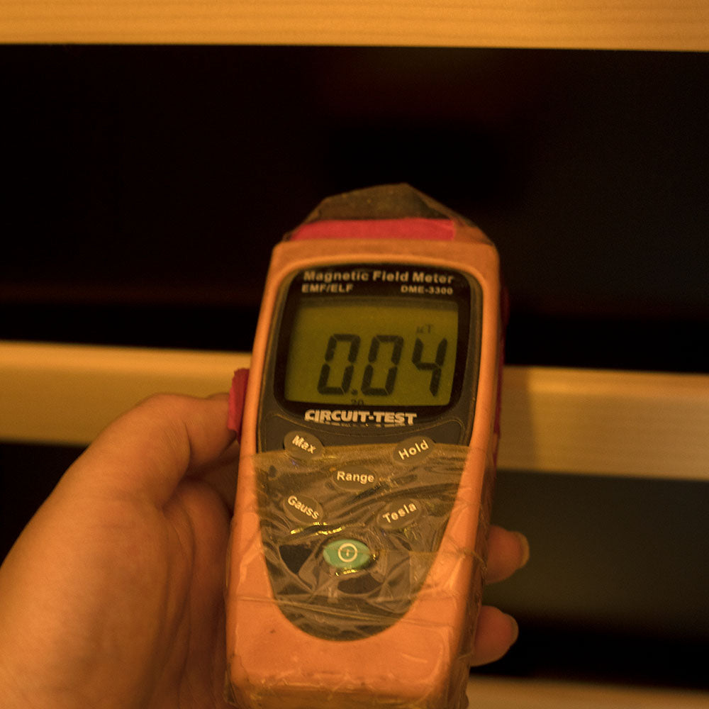 WizzaSaunas SH01 1-Person Full Spectrum Infrared Sauna (Hemlock)